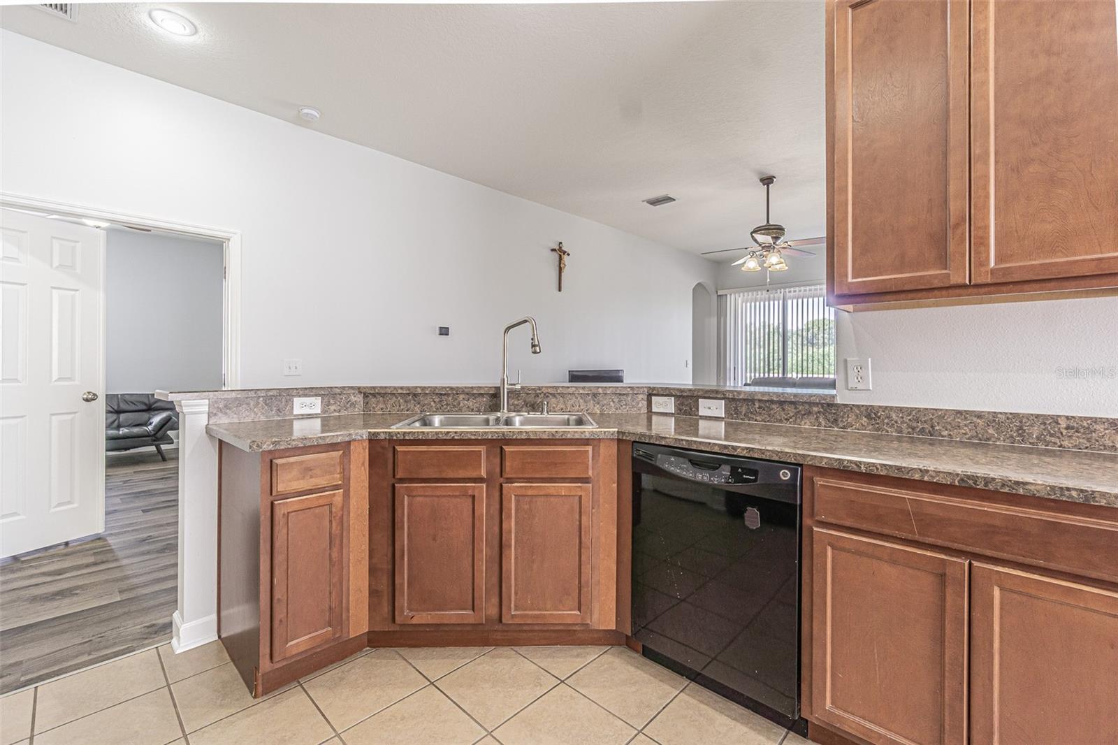 11345 Flora Springs Dr Property Photo 19
