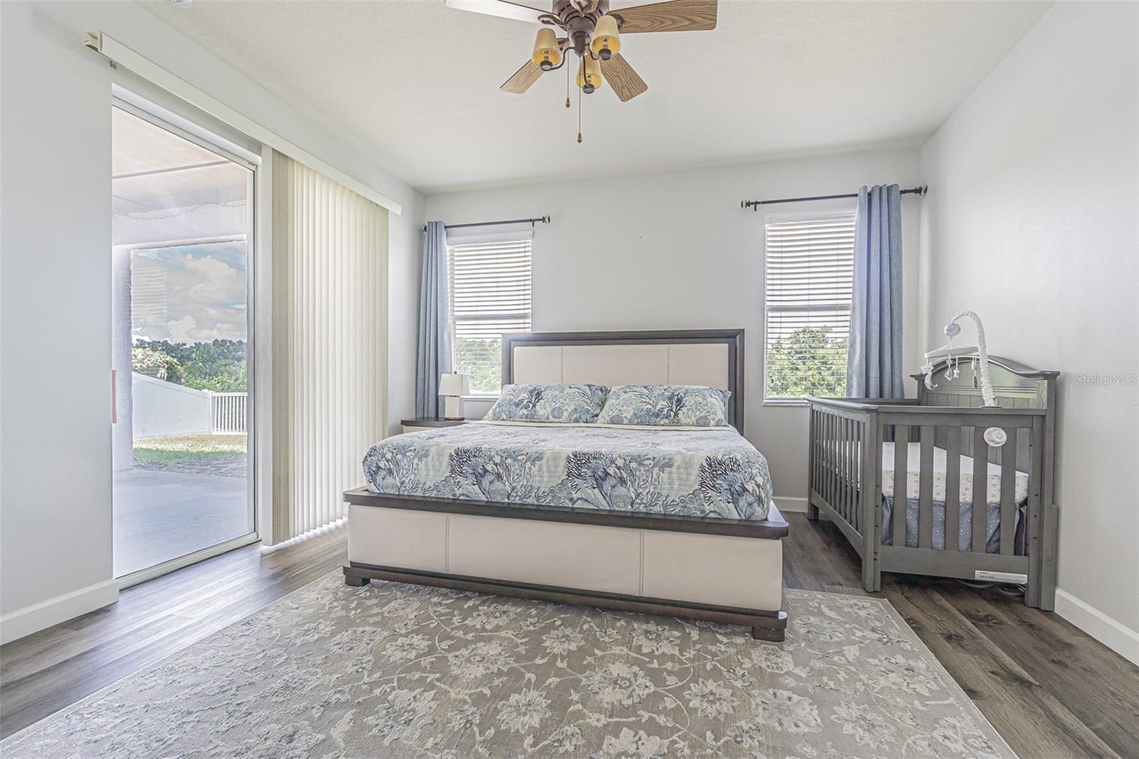 11345 Flora Springs Dr Property Photo 28