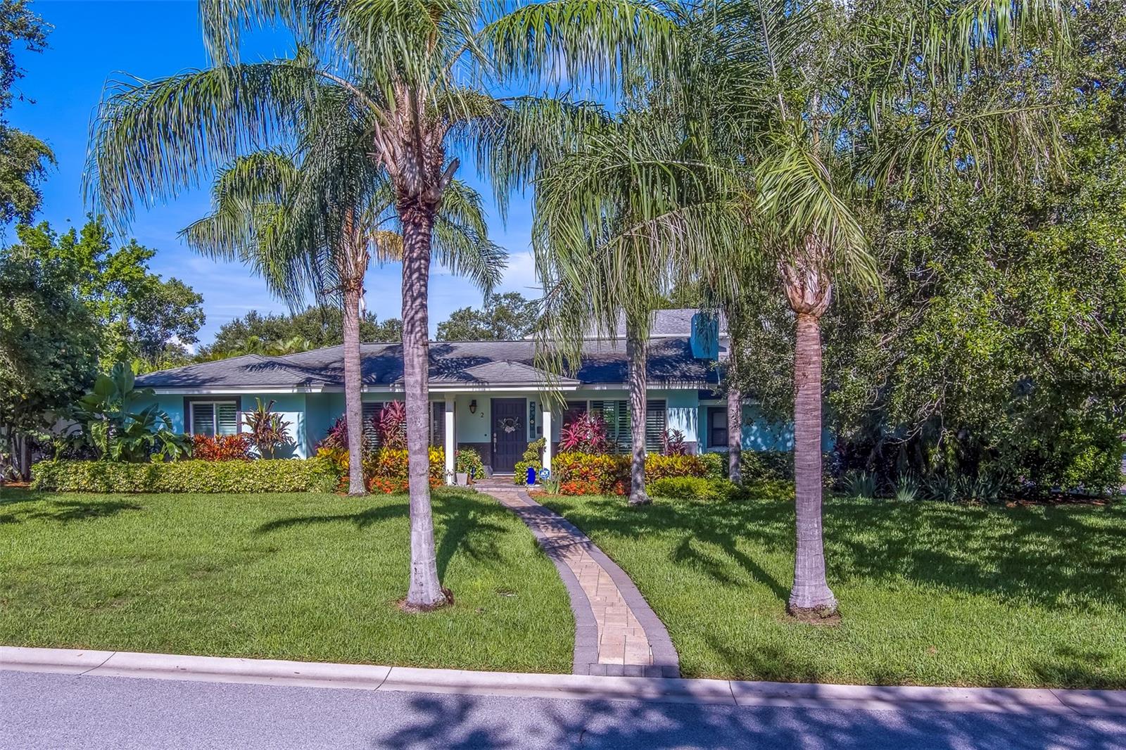 2 Evonaire Cir Property Photo 1