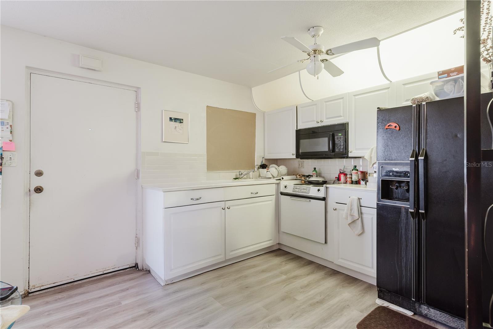 8950 Park Blvd #702 Property Photo 8