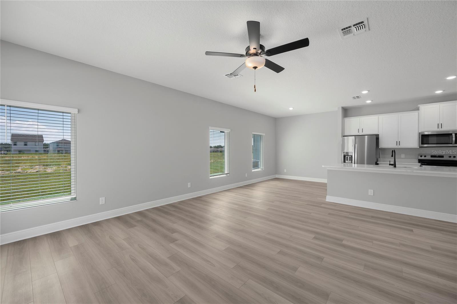 3340 Chinotto Dr Property Photo 9