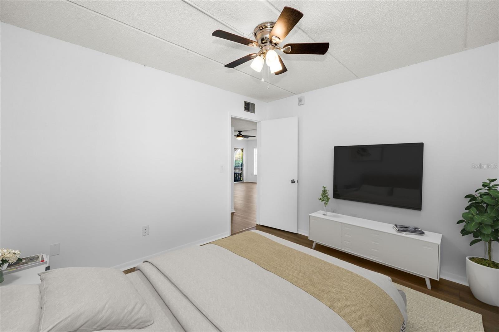 320 N Bayshore Blvd #107 Property Photo 39