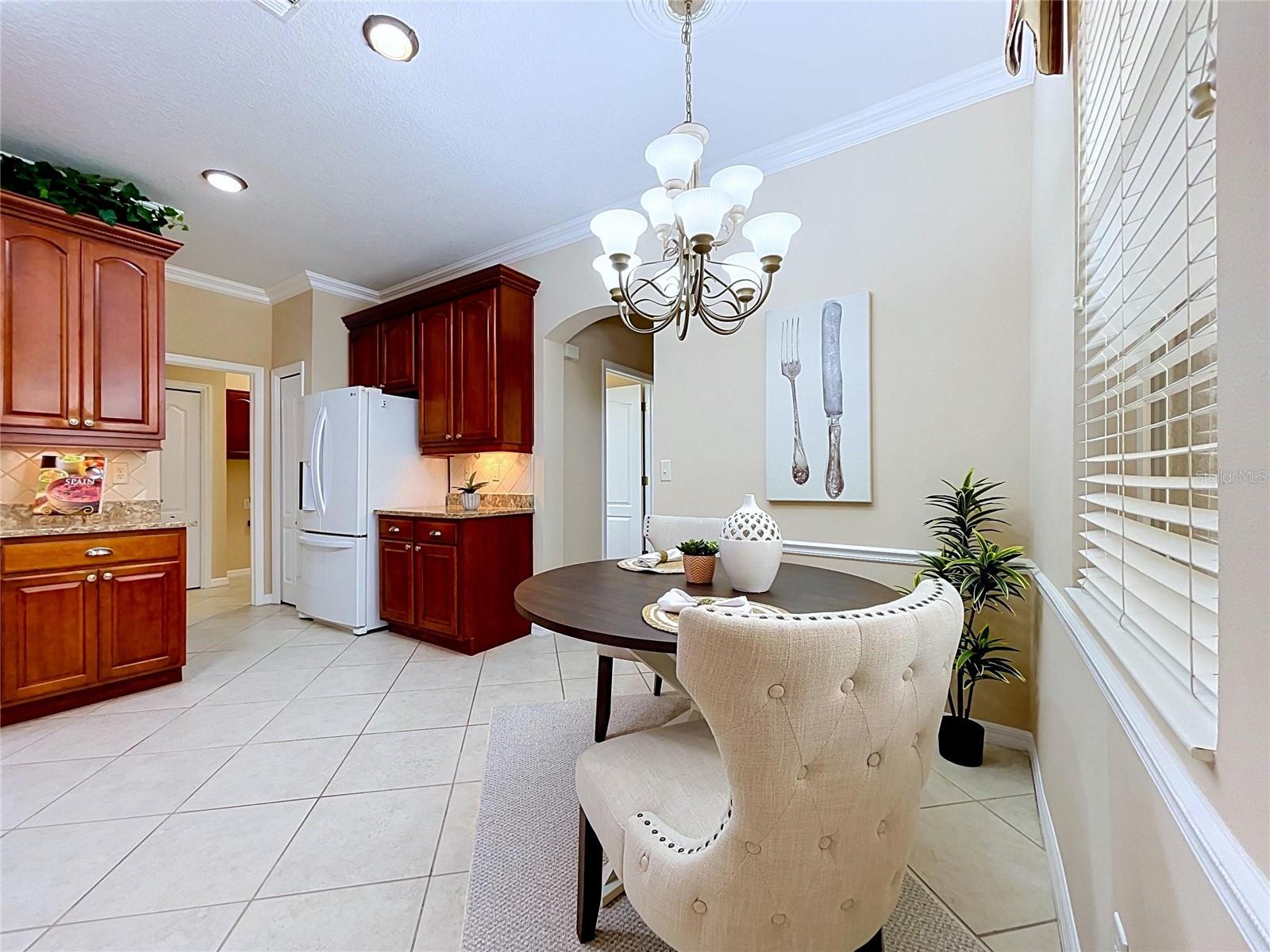 2018 Inverness Greens Dr #2018 Property Photo 18