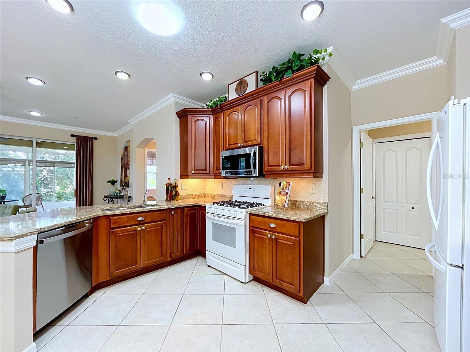 2018 Inverness Greens Dr #2018 Property Photo 20