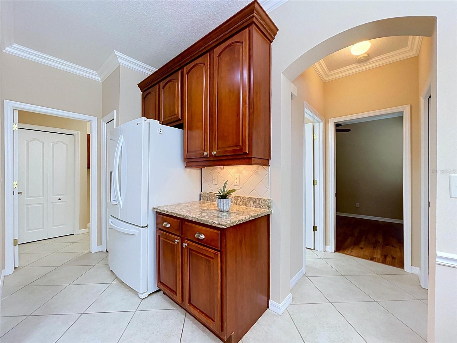 2018 Inverness Greens Dr #2018 Property Photo 23