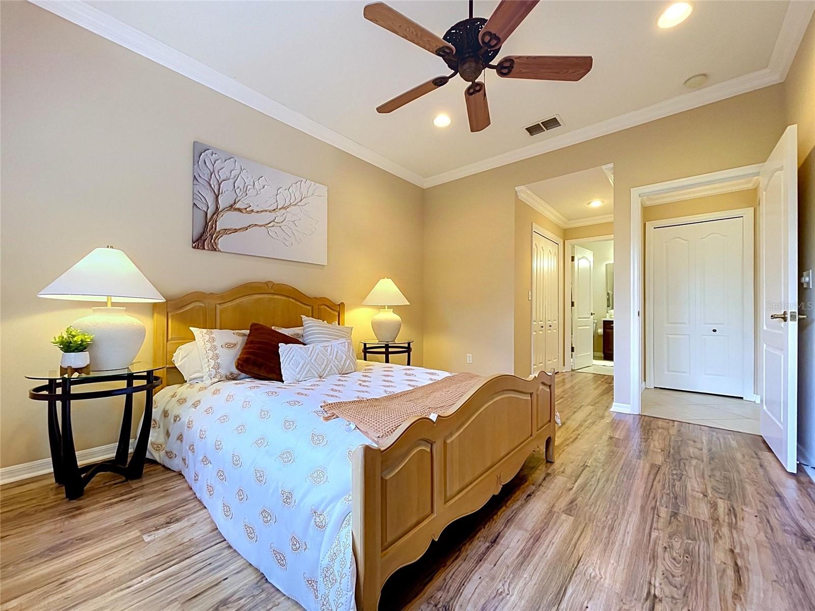 2018 Inverness Greens Dr #2018 Property Photo 27