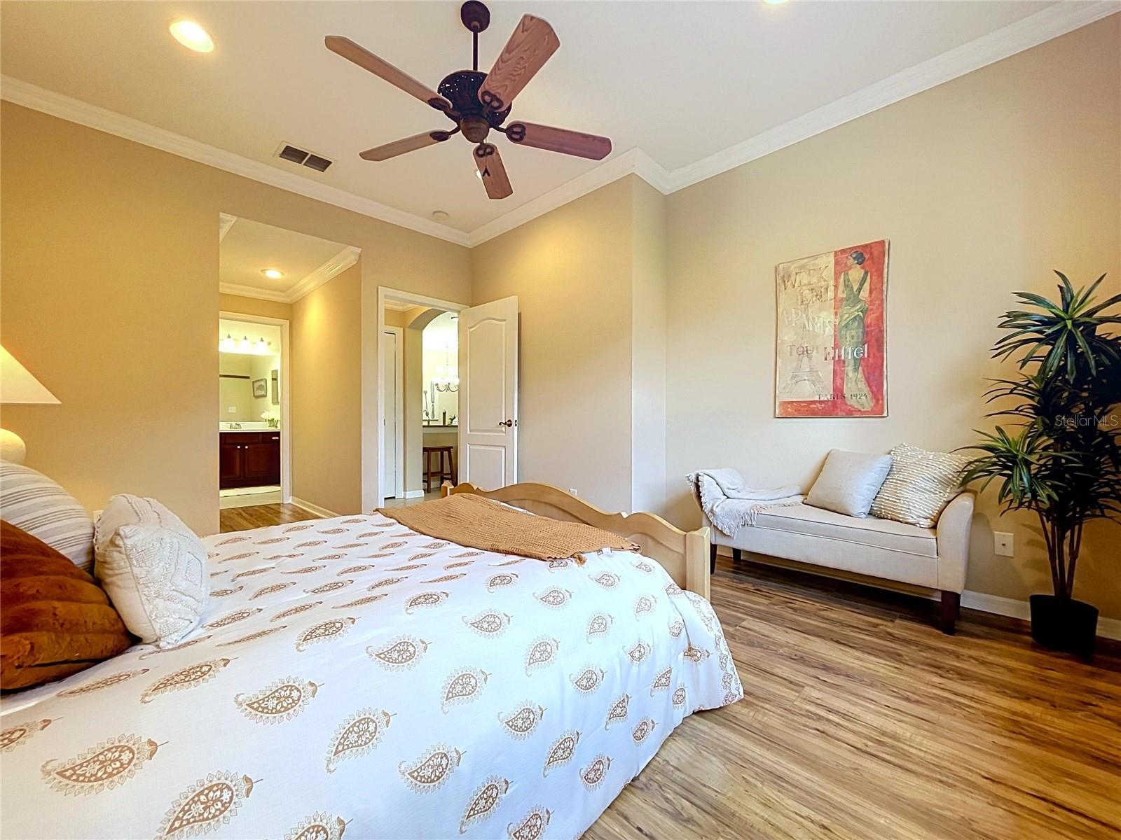 2018 Inverness Greens Dr #2018 Property Photo 28