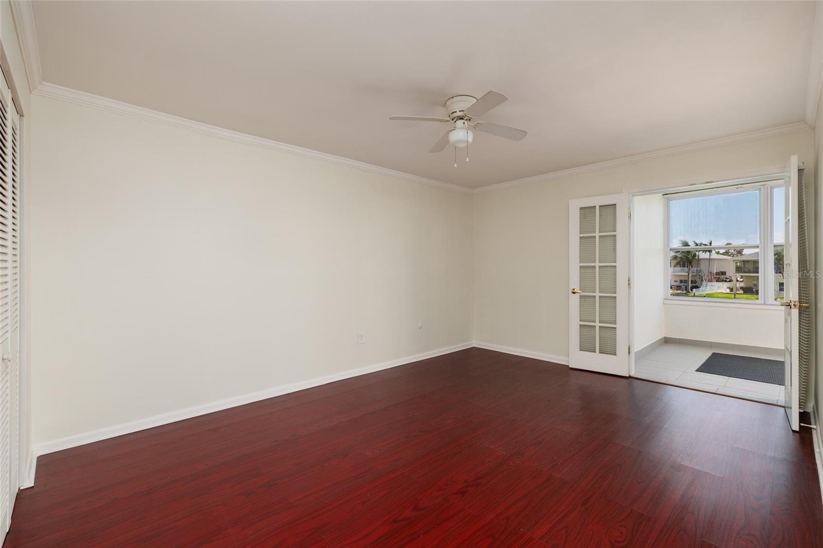 1893 Shore Dr S #209 Property Photo 20