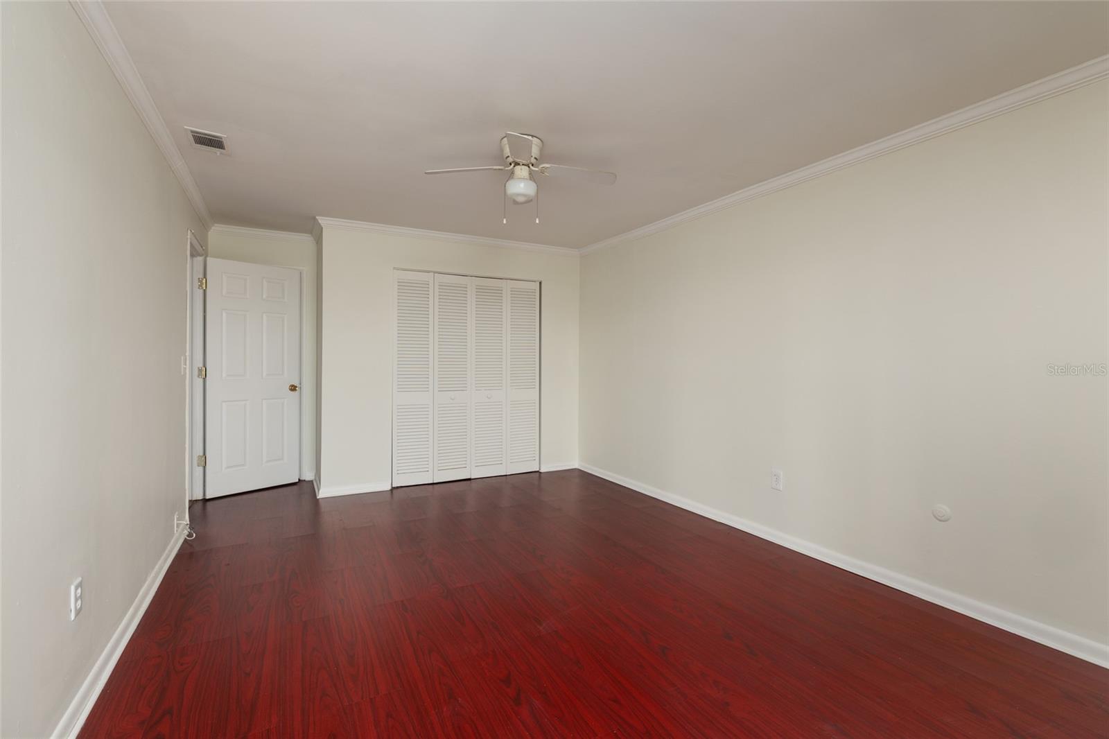 1893 Shore Dr S #209 Property Photo 21