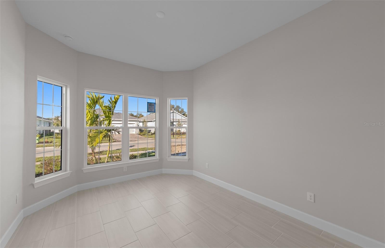 1835 Silver Shores Blvd Property Photo 18