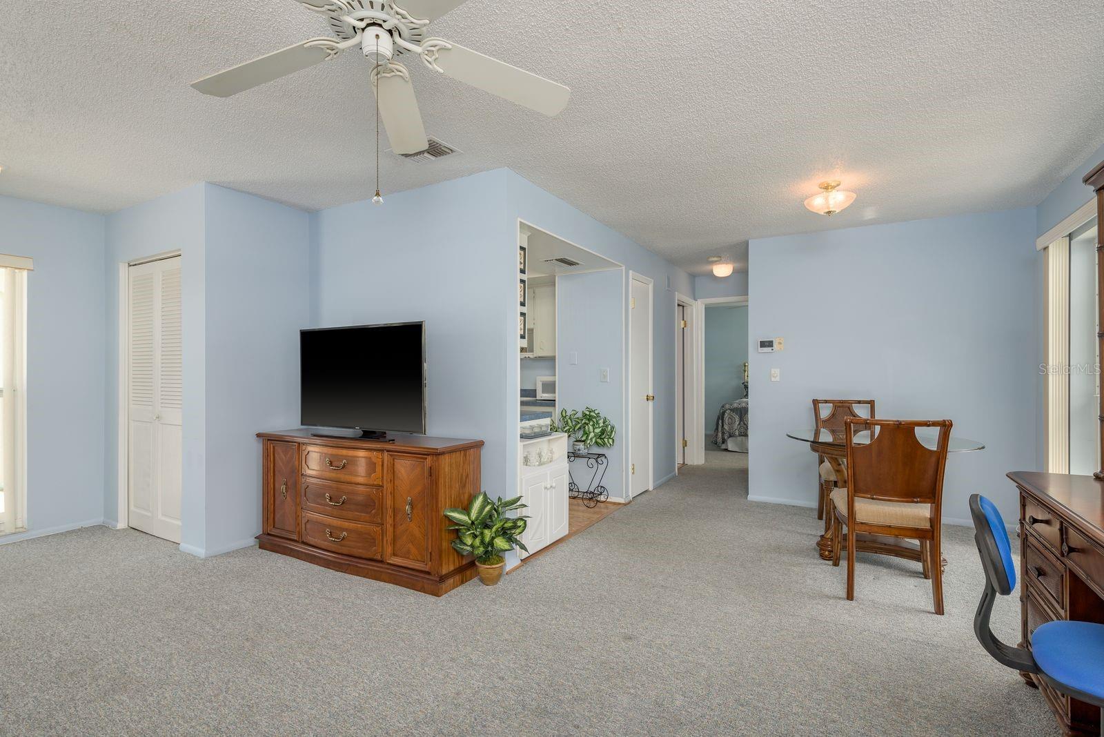 2738 Sherbrooke Ln #c Property Photo 7