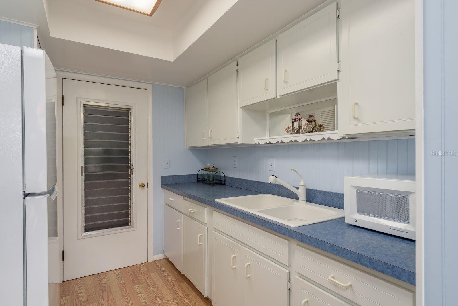 2738 Sherbrooke Ln #c Property Photo 12
