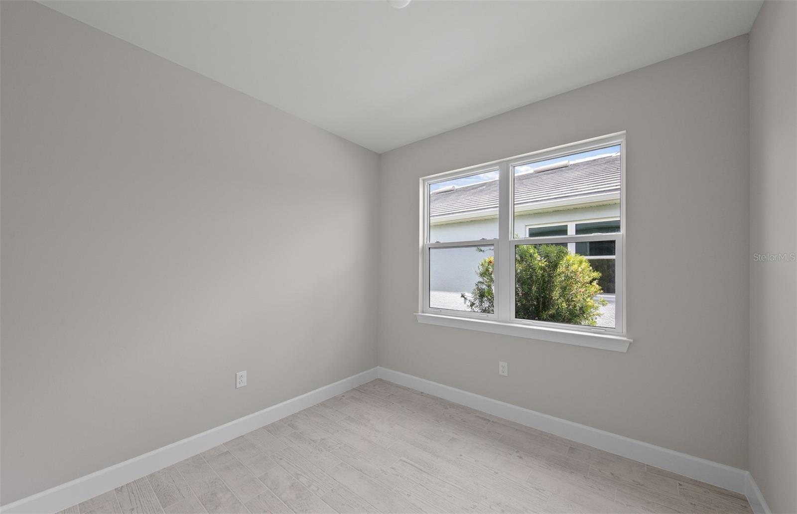 1828 Silver Shores Blvd Property Photo 11
