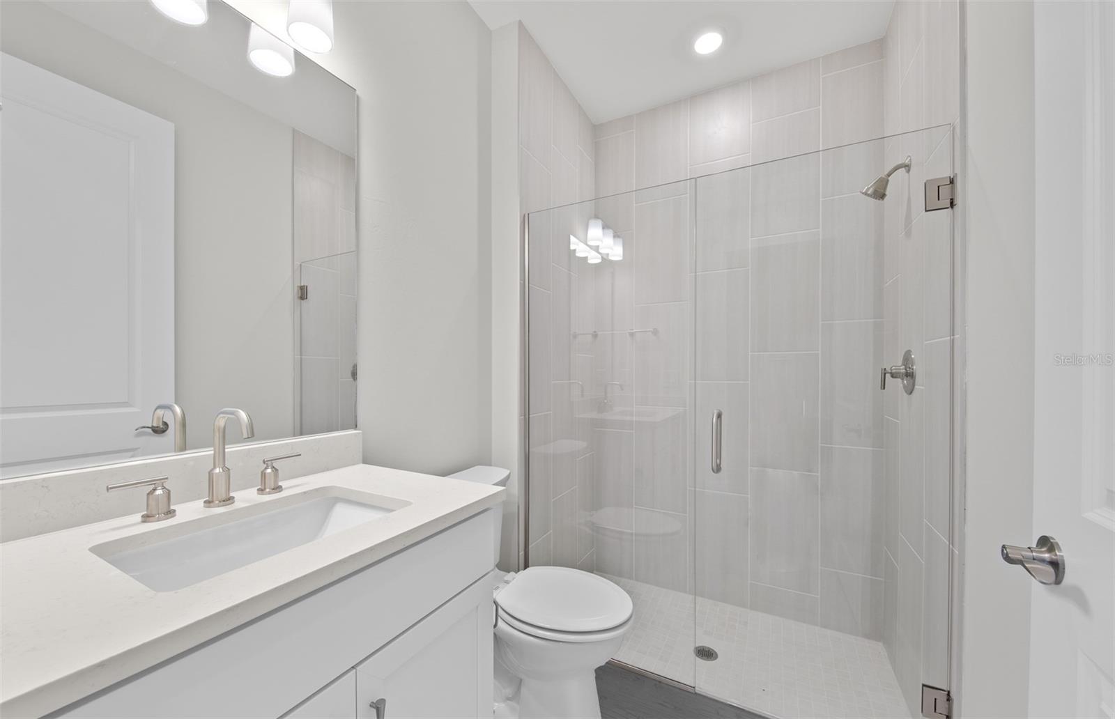 1828 Silver Shores Blvd Property Photo 12