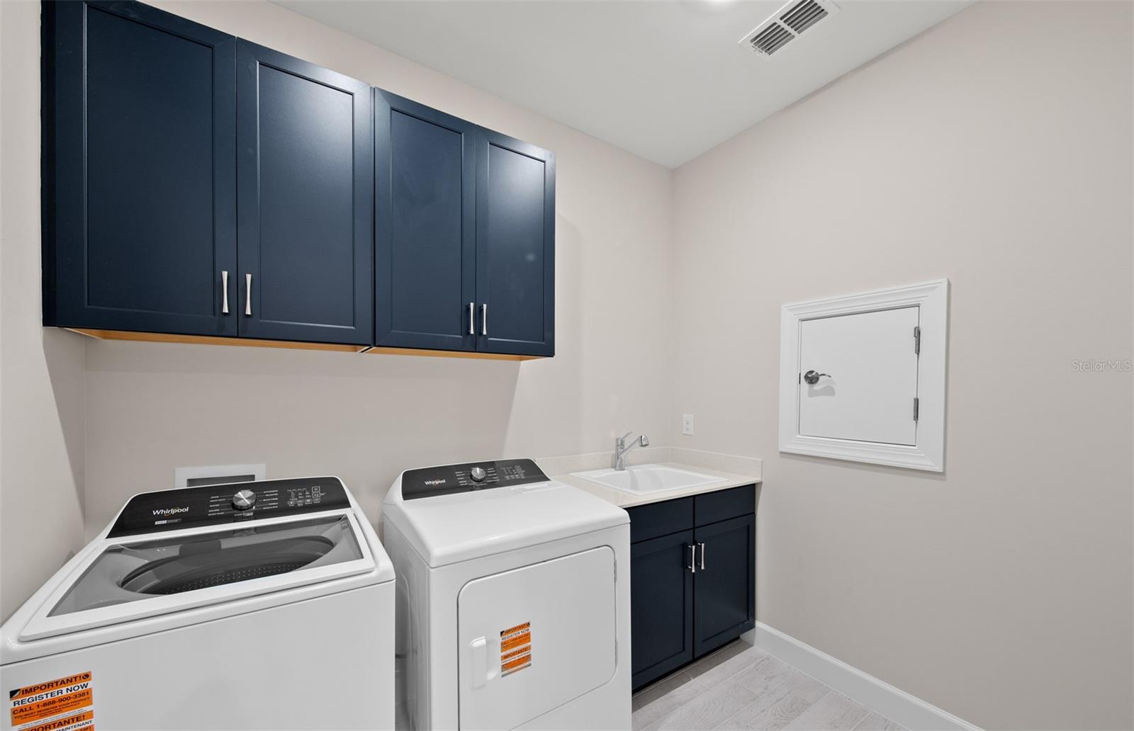 1828 Silver Shores Blvd Property Photo 13