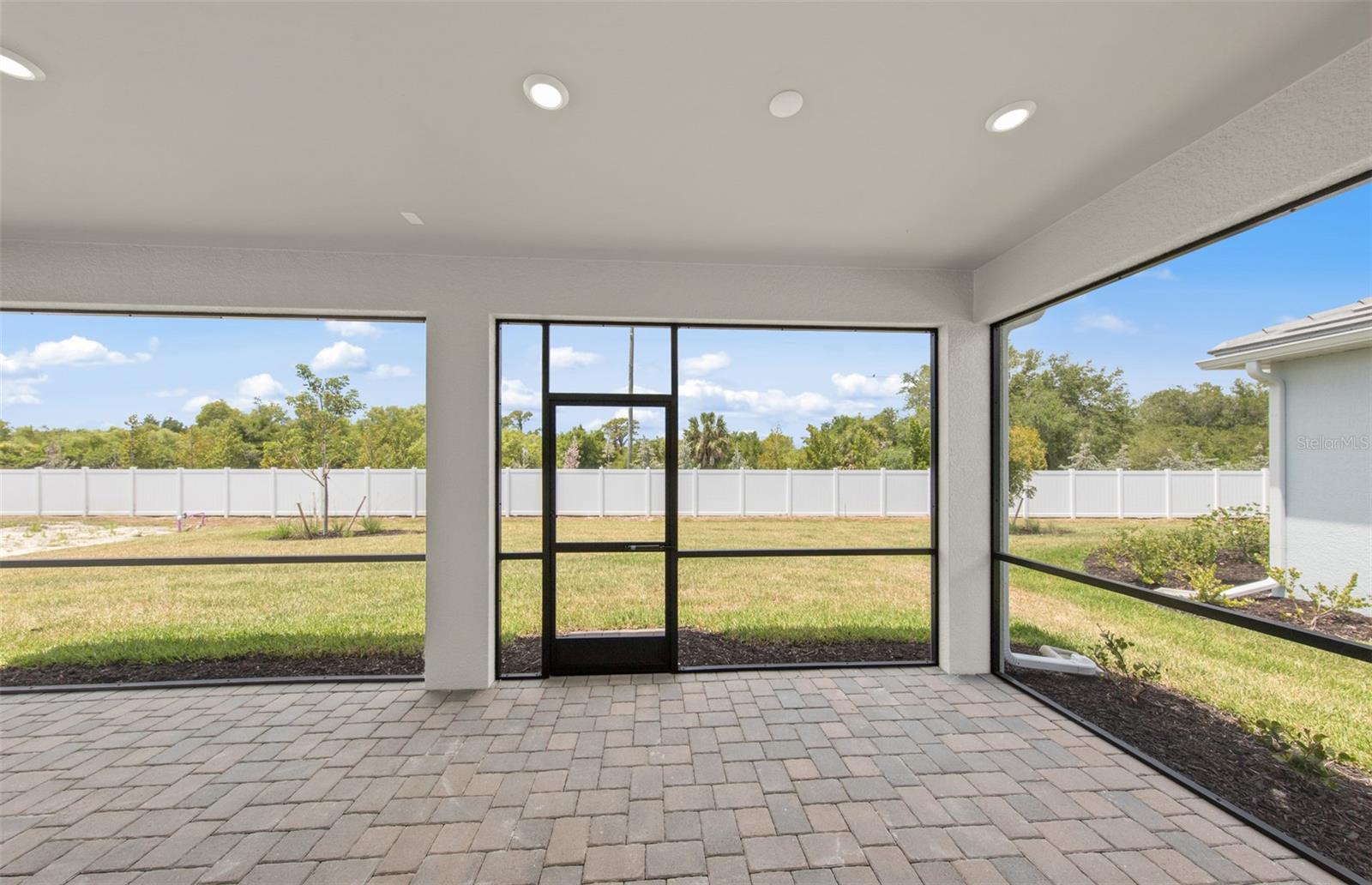 1828 Silver Shores Blvd Property Photo 18