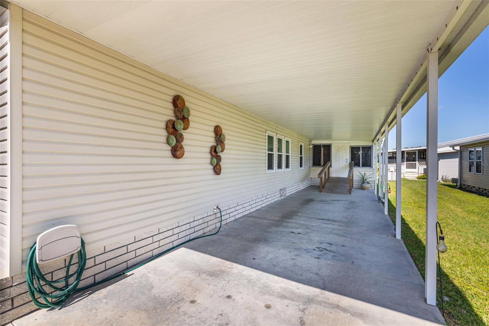3111 Short Leaf St Property Photo 3