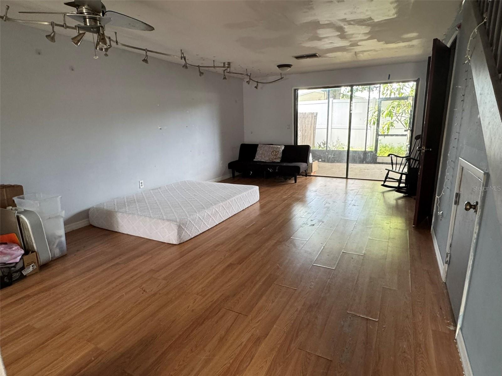 2811 S Pines Dr #18 Property Photo 2