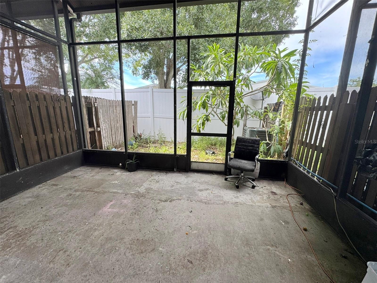 2811 S Pines Dr #18 Property Photo 8