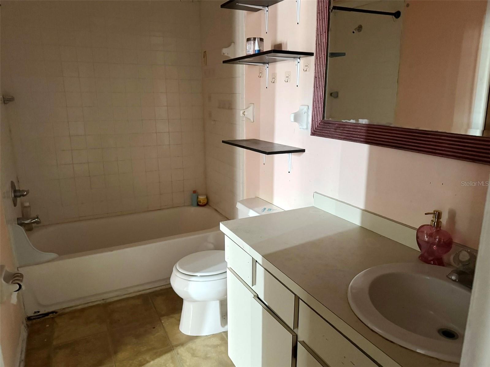 2811 S Pines Dr #18 Property Photo 20