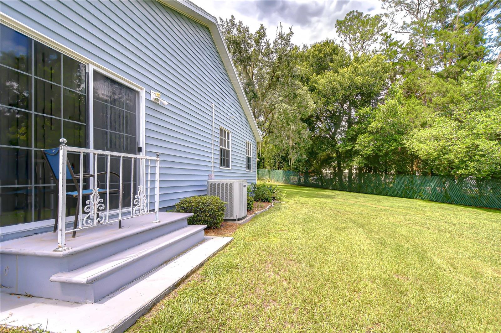 5912 Newberry Ct Property Photo 7