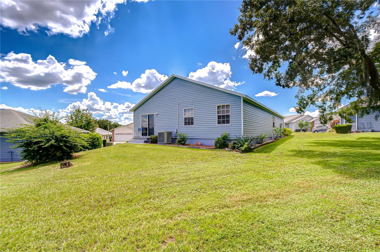 5912 Newberry Ct Property Photo 8