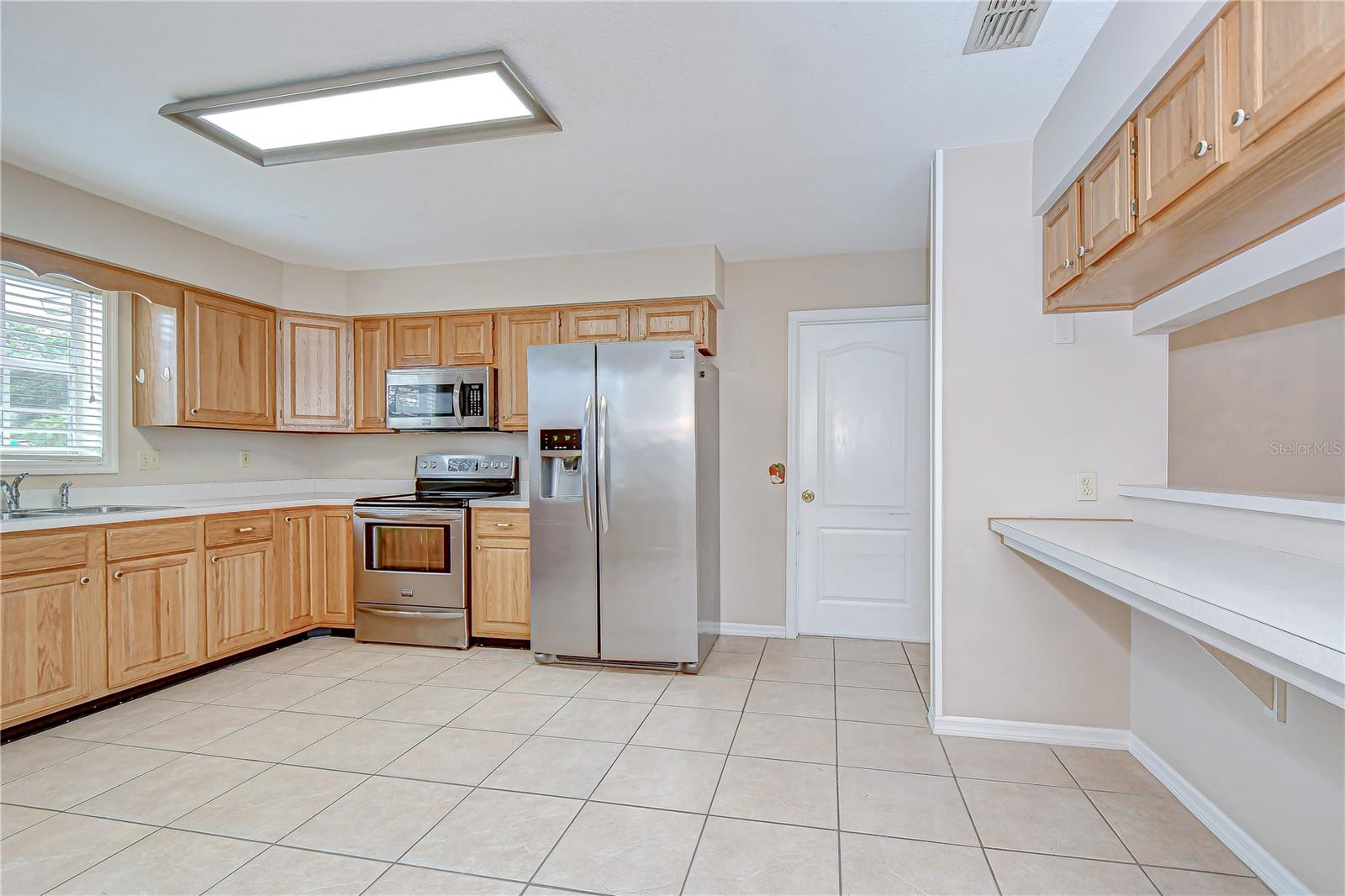 5912 Newberry Ct Property Photo 13
