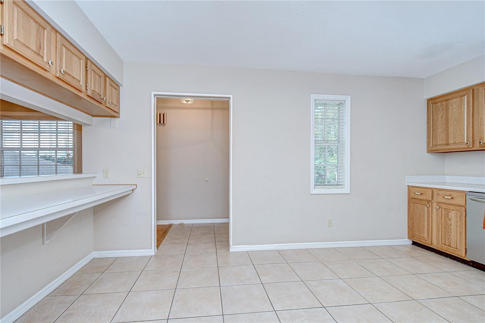 5912 Newberry Ct Property Photo 16