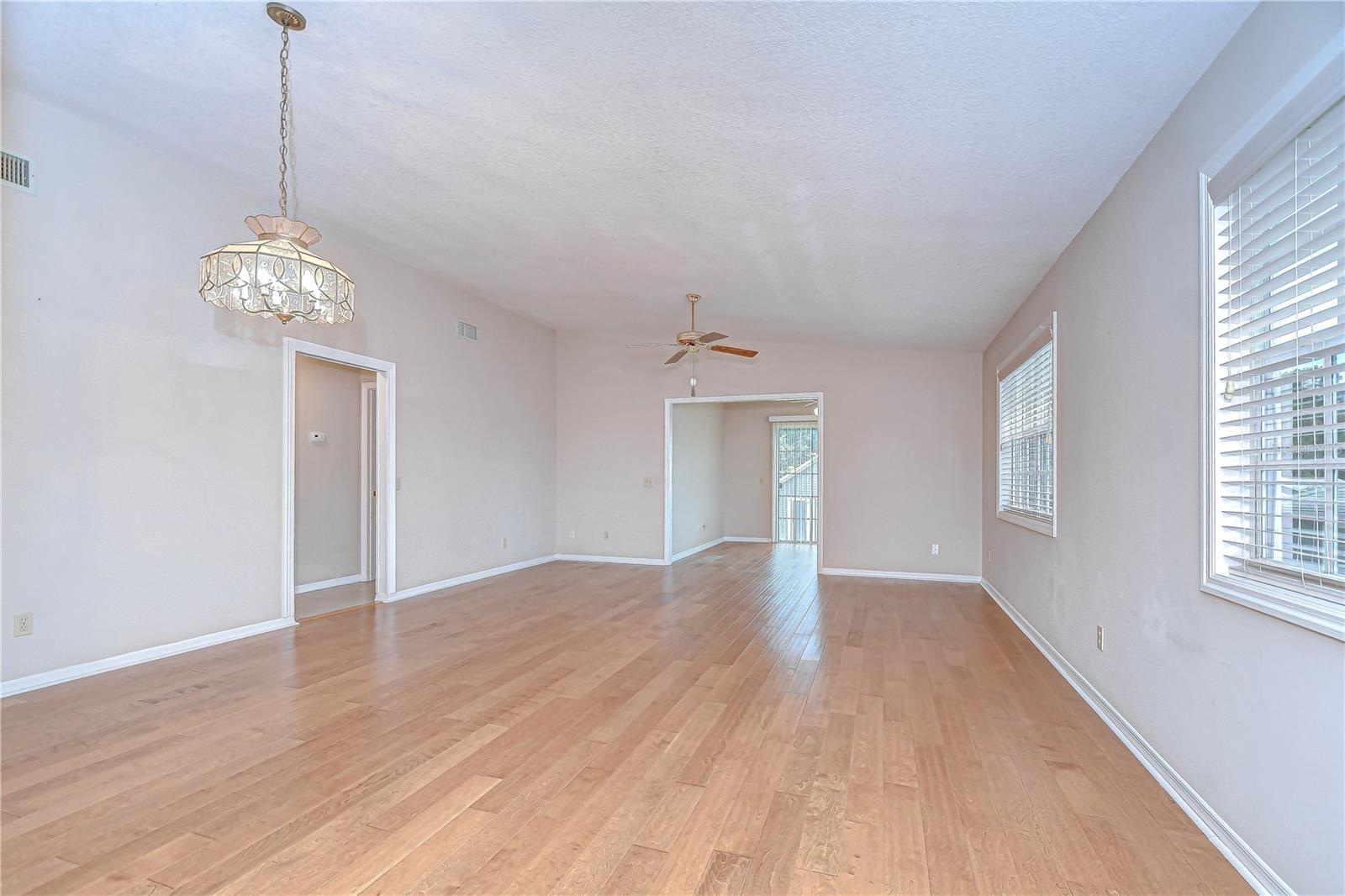 5912 Newberry Ct Property Photo 19