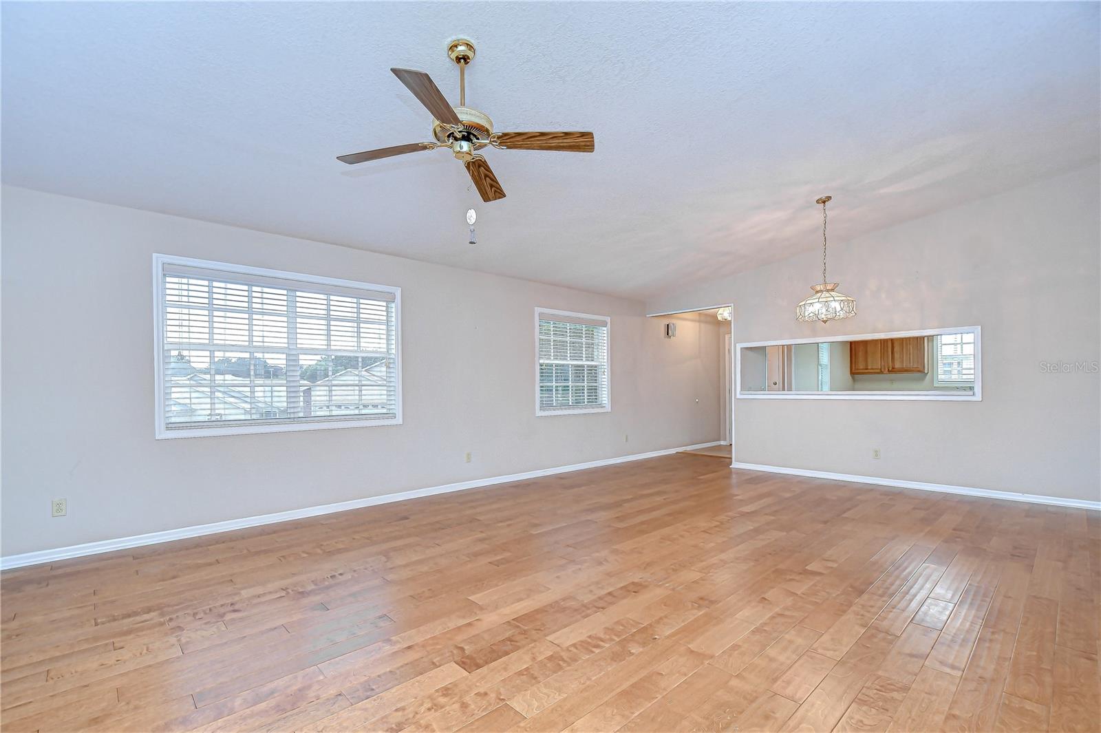 5912 Newberry Ct Property Photo 21