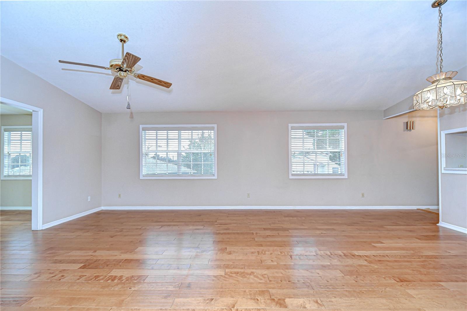 5912 Newberry Ct Property Photo 22