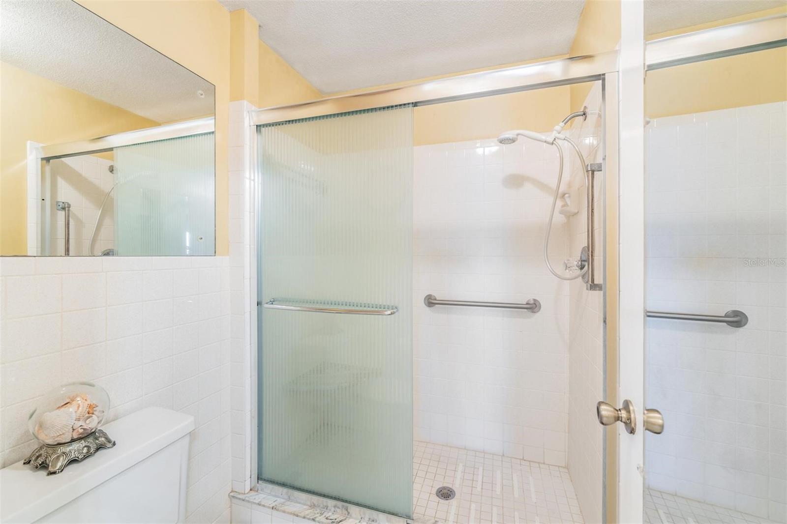 7 Dunoon Pl #304 Property Photo 23