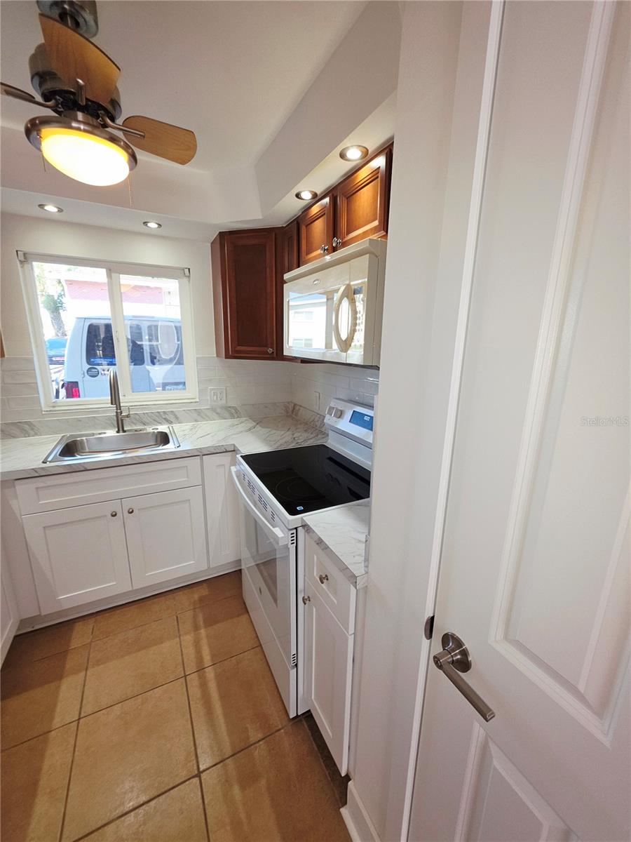 4580 Overlook Dr Ne #190 Property Photo 5