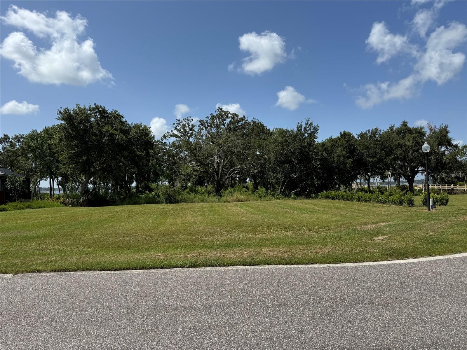 1706 Live Oak Dr Property Photo 1