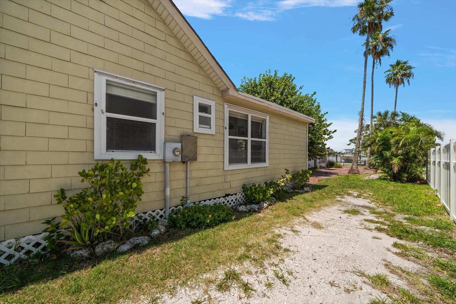 8405 Bayshore Dr Property Photo 26