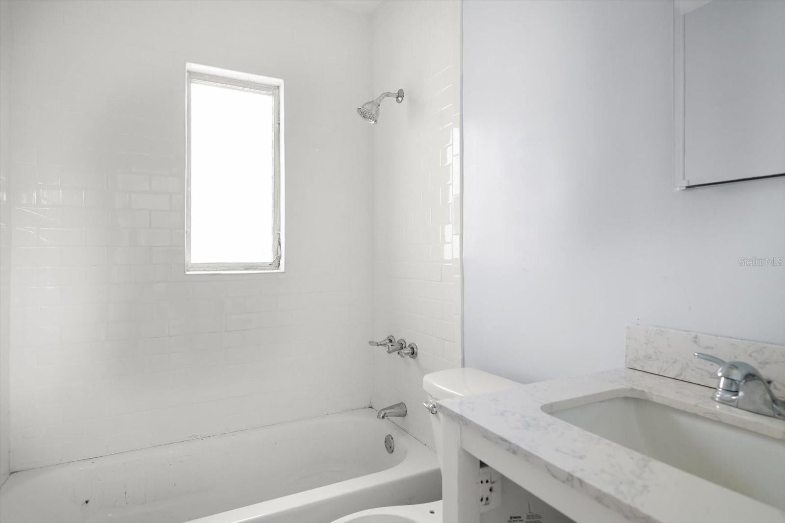 8405 Bayshore Dr Property Photo 35
