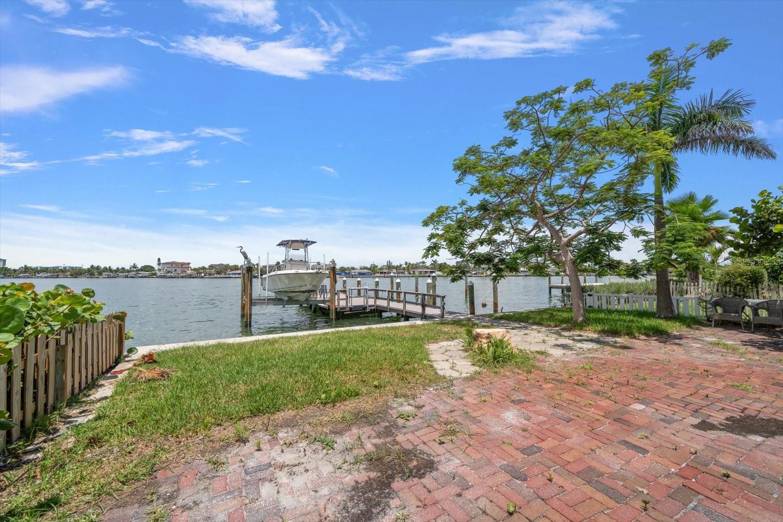 8405 Bayshore Dr Property Photo 36