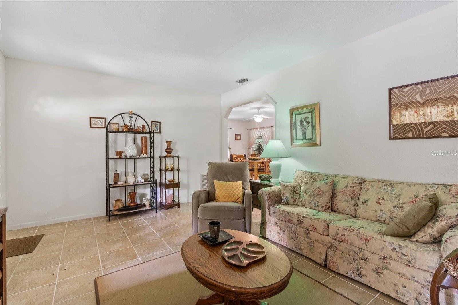516 S Tuck Pt Property Photo 7