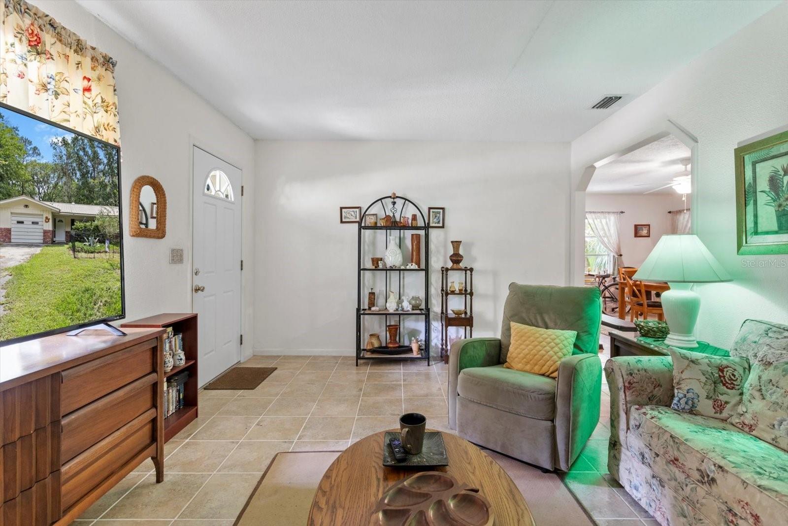 516 S Tuck Pt Property Photo 11