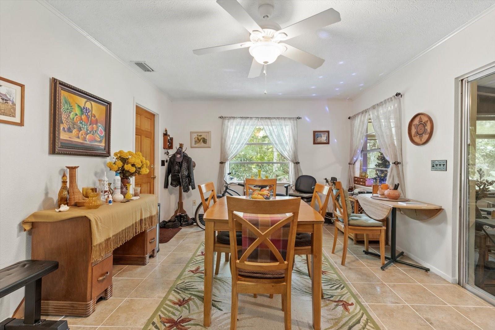 516 S Tuck Pt Property Photo 16