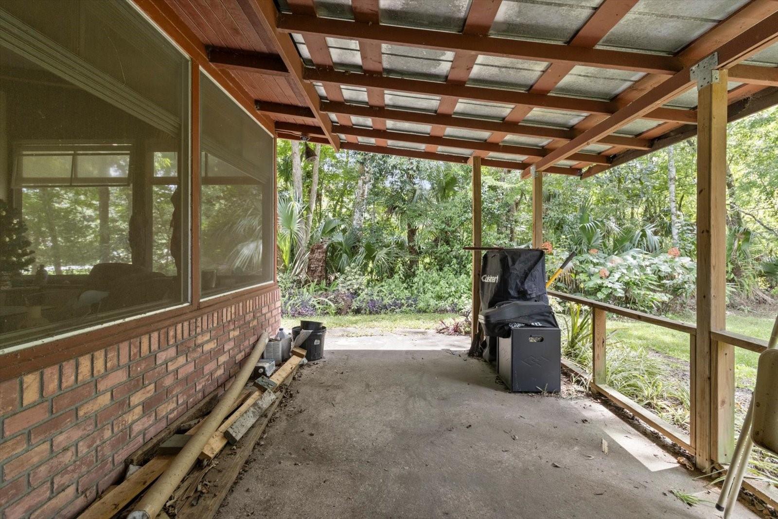 516 S Tuck Pt Property Photo 25