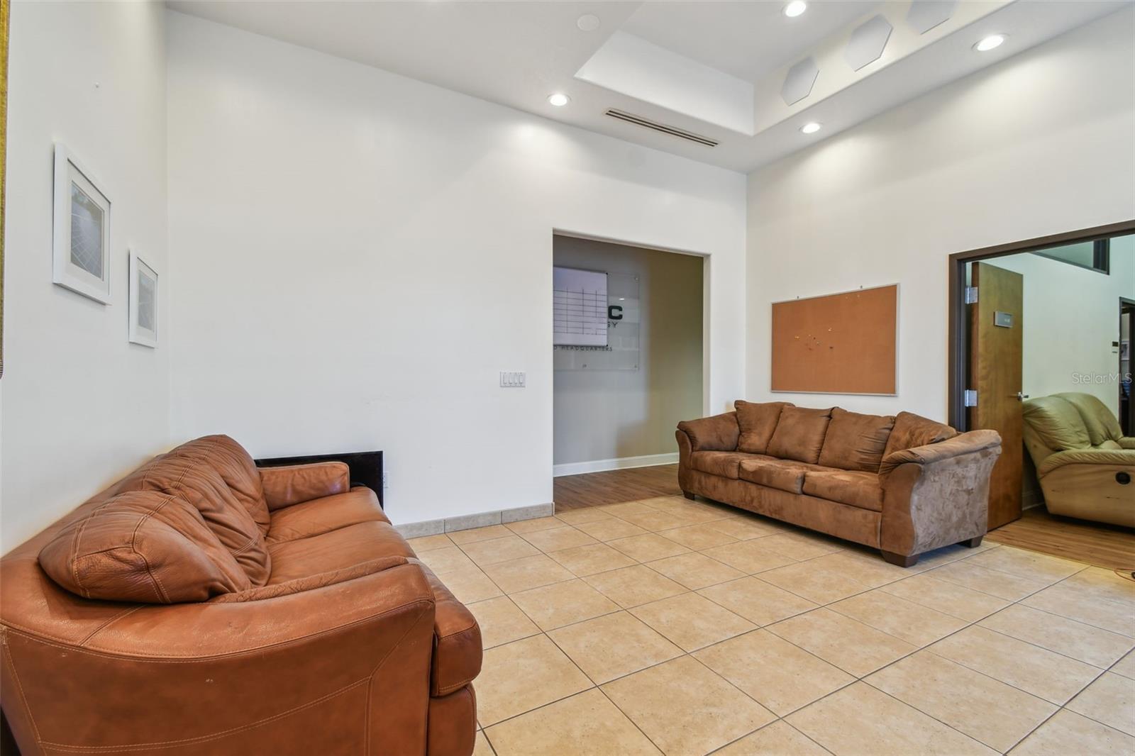 10901 Danka Way N Property Photo 7