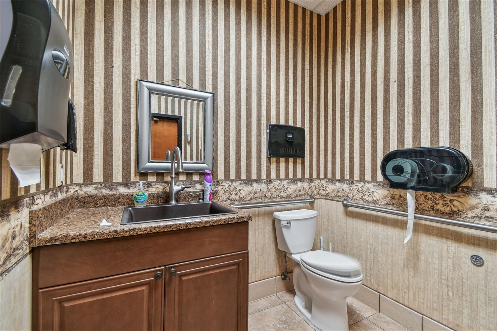 10901 Danka Way N Property Photo 38