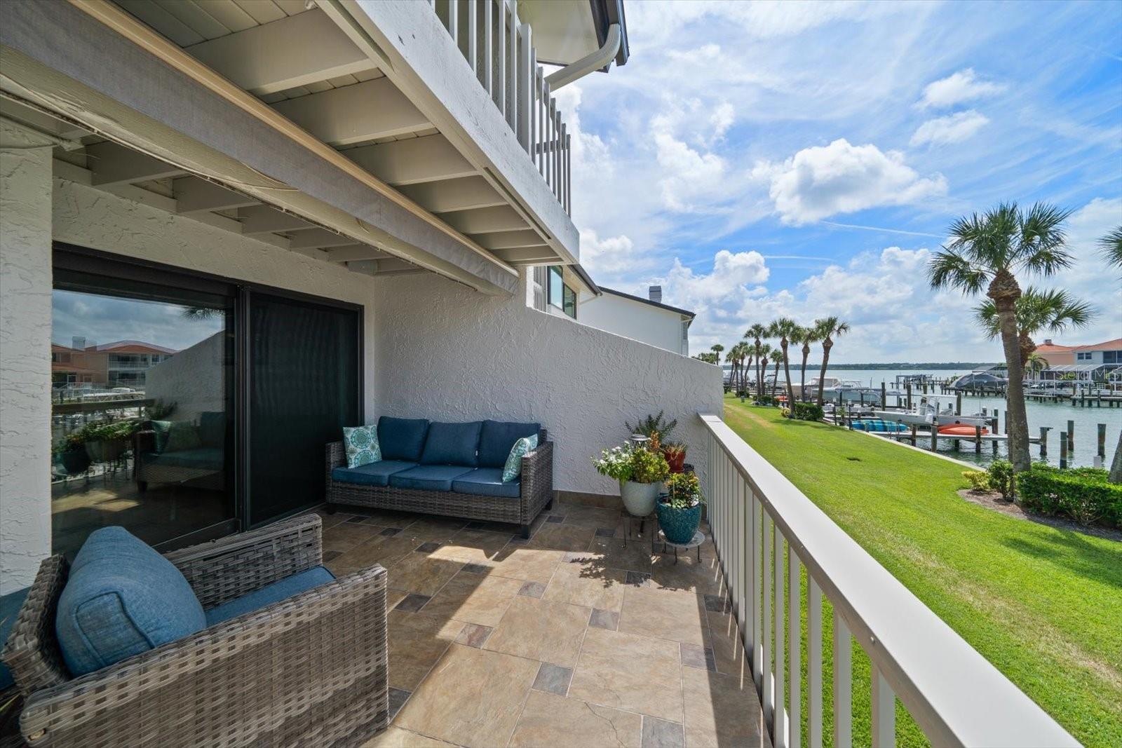 119 Marina Del Rey Ct Property Photo 7