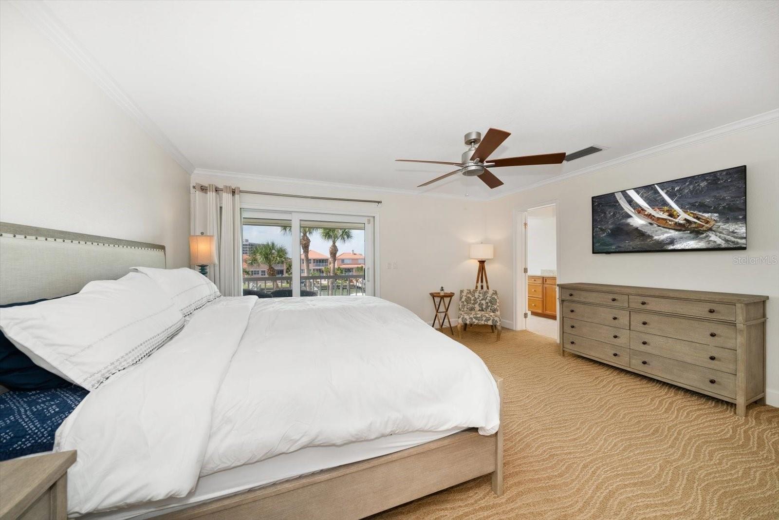 119 Marina Del Rey Ct Property Photo 33