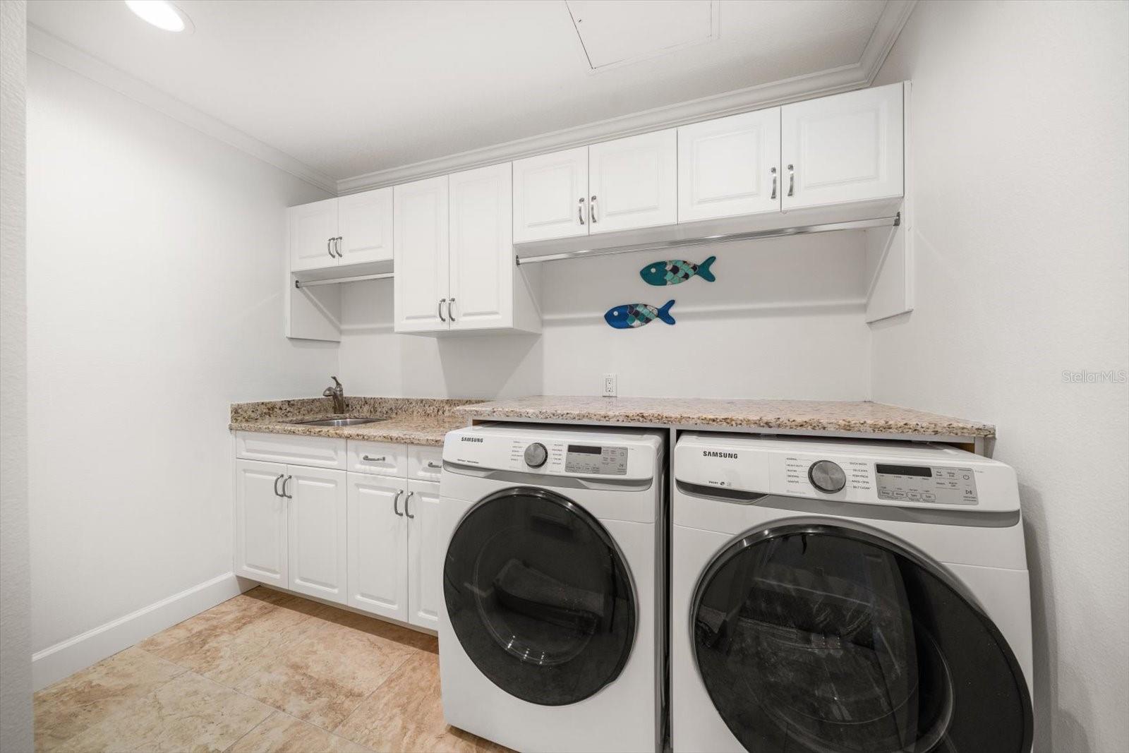 119 Marina Del Rey Ct Property Photo 40