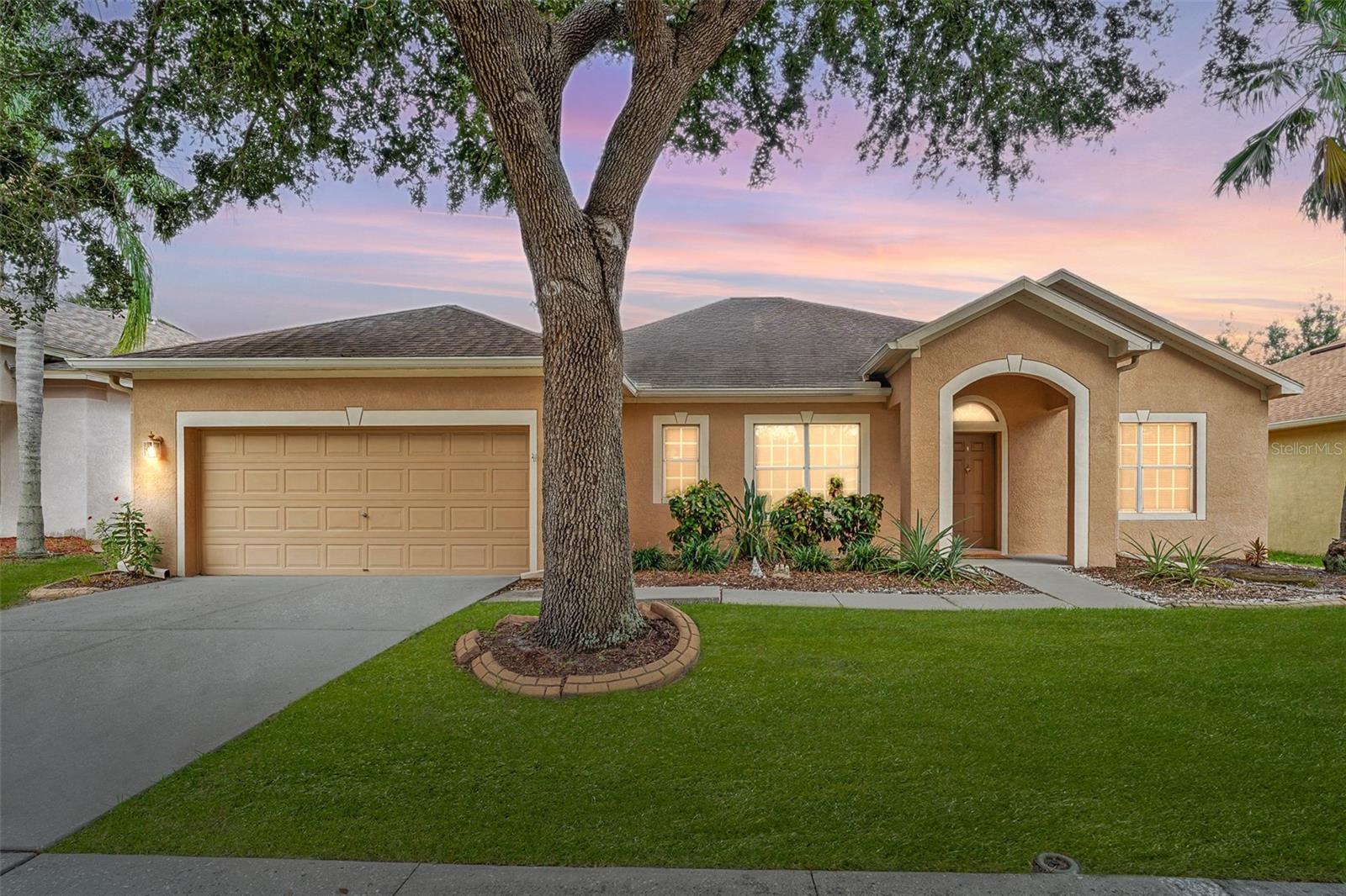 10903 Wildcat Dr Property Photo 2