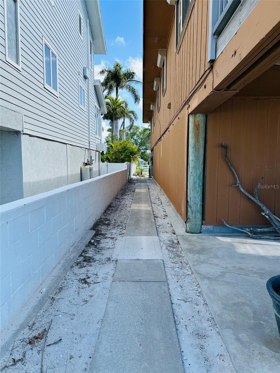 18218 Sunset Blvd #a Property Photo 24