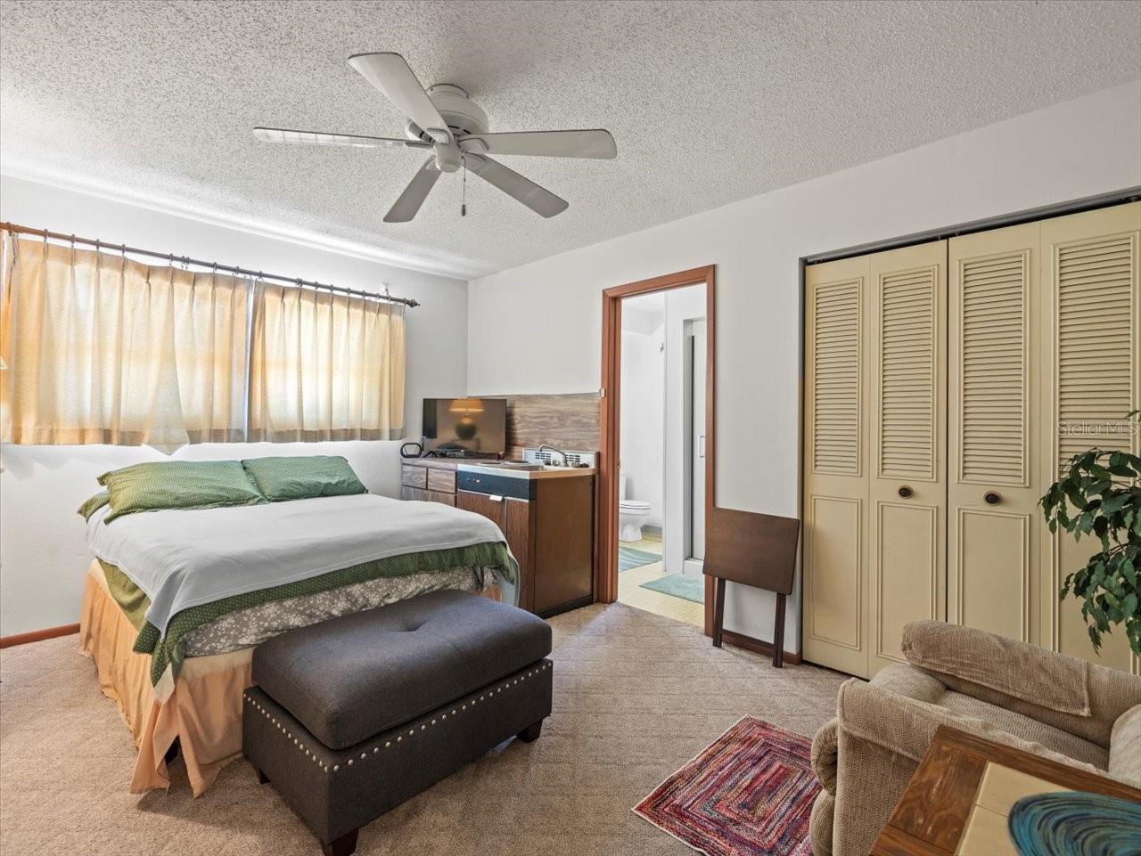 18218 Sunset Blvd #a Property Photo 43