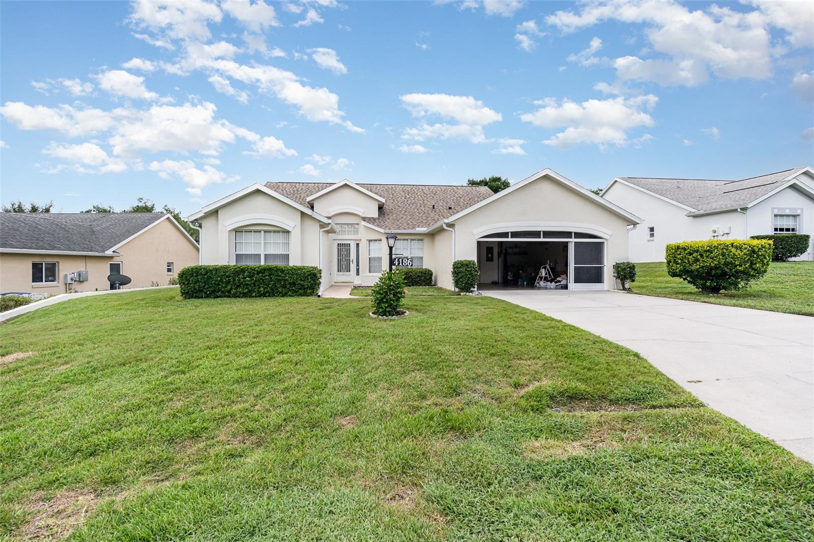 4186 N Mae West Way Property Photo 1